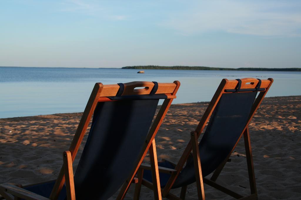 Lomakyla Kultahiekat Hotel Manamansalo Exterior foto