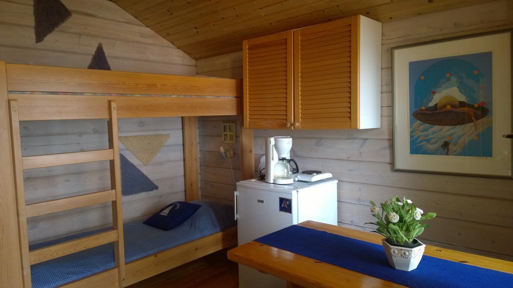 Lomakyla Kultahiekat Hotel Manamansalo Exterior foto