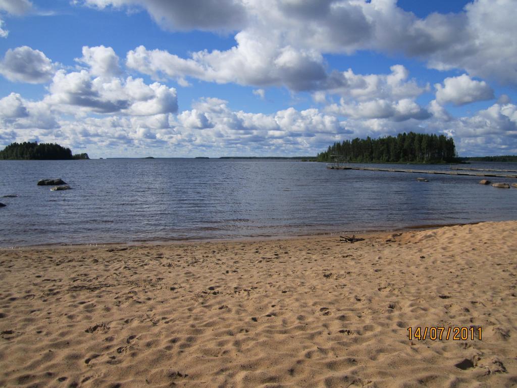 Lomakyla Kultahiekat Hotel Manamansalo Exterior foto