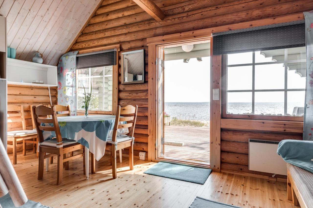 Lomakyla Kultahiekat Hotel Manamansalo Exterior foto